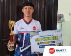 Dhevananda Mahasiswa D3 Teknologi Laboraturium Medis Berhasil Raih Juara 3 Badminton Tunggal Putra dalam Acara PORNIKES Tahun 2026 di Stikes Husada Jombang. 