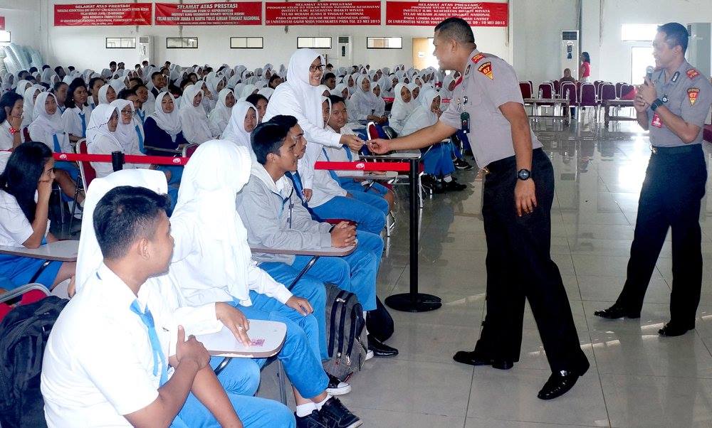 SEMINAR NARKOBA DAN REMAJA 2016