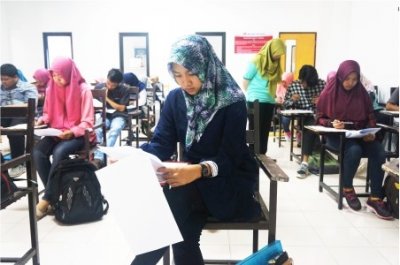 Pelaksanaan Tes Tulis dan Tes Kesehatan Jalur Reguler 3 Bagi Calon MABA  IIK BW TA 2017/2018