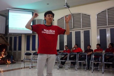 IIK Bhakti Wiyata Tingkatkan Kerjasama antar Karyawan dalam Kegiatan H2C