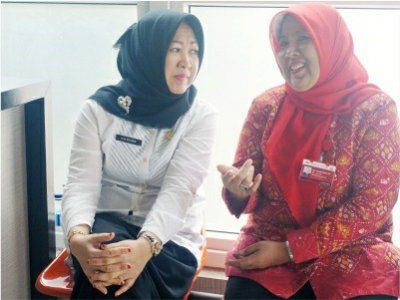 Ibu Wakil Walikota Kediri Akui Puas Lakukan Kontrol Gigi di RSGM IIK Bhakti Wiyata