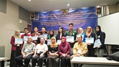 Mahasiswa IIK Bhakti Wiyata Tembus 5 Besar dalam Mahasiswa Berprestasi Tingkat Kopertis 7