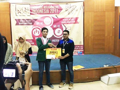 Mahasiswa D3 RMIK Kembali Berhasil Menjadi Juara di Olimpiade Rekam Medis Indonesia