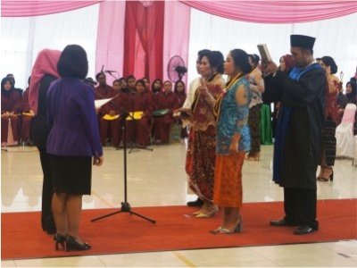 Penyelenggaraan Sumpah Dokter Gigi Baru  IIK BW Angkatan Ke â€“VIII