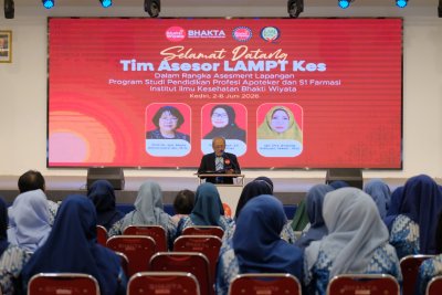 S1 Farmasi dan Pendidikan Profesi Apoteker IIK Bhakta Resmi Raih Akreditasi Unggul dari LAMPTKes