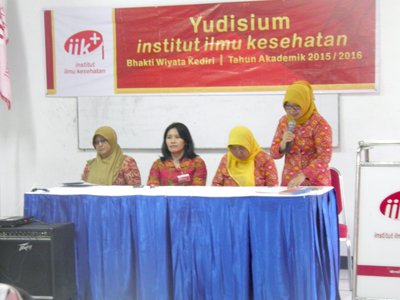 Yudisium Mahasiswa Fakultas Ilmu Kesehatan dan Fakultas Farmasi