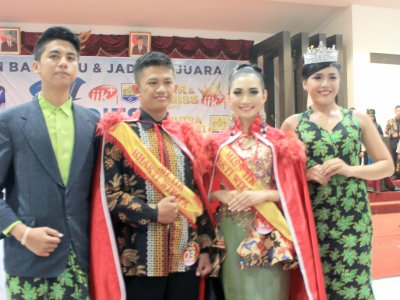 Penganugerahan Mr & Miss IIK serta Putra & Putri Bhakti Wiyata Periode 2016-2017