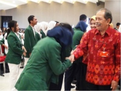 IIK BW Gelar Yudisium Secara Serentak Empat Fakultas