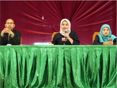 Asah Kemampuan Bahasa Inggris Mahasiswa, IIK BW Selenggarakan Seminar TOEIC
