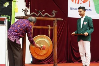 Fakultas Sains, Teknologi dan Analisis Tingkatkan Kompetensi Mahasiswa melalui Acara Alih Informasi