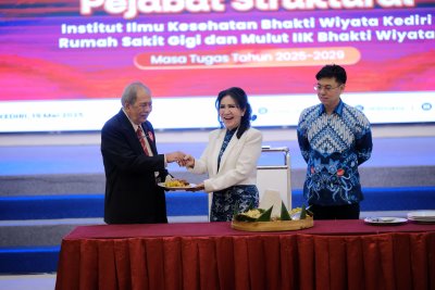 Pelantikan Pejabat Struktural IIK Bhakta Periode 2025–2029: Komitmen Baru Menuju Institusi Unggul dan Berdaya Saing Global