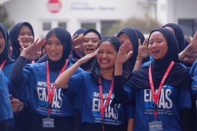 IIK Bhakta Officially Deploys 623 Students for Community Service Program (KKN) in Wates District, Kediri