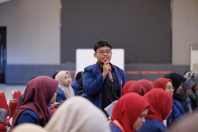 Prodi D4 Teknologi Laboratorium Medis IIK Bhakta Selenggarakan Kuliah Pakar dan Alih Informasi: Bahas Peran Sitokin Pro-Inflamasi dalam Diagnosis Histopatologi