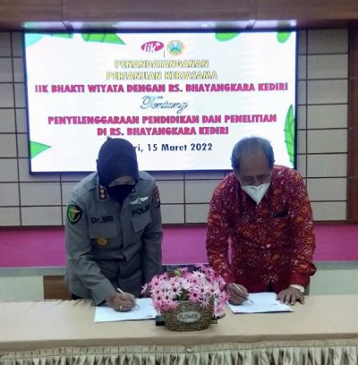 IIK Bhakta Perluas Kerjasama Penyelenggara Pendidikan dan Penelitian dengan RS. Bhayangkara Kediri