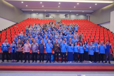 Kunjungan Prof. Yudi Darma, M.Si ke IIK Bhakti Wiyata: Perkuat Ekosistem Riset dan Hilirisasi Inovasi Kesehatan
