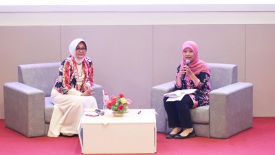 Kuliah Pakar D3 Kebidanan IIK BW bersama Ketua AIPKIND Jawa Timur