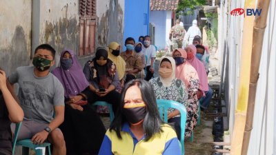 Bukti kepedulian IIK BW kepada pasien ODP di kelurahan Sukorame Kota Kediri.