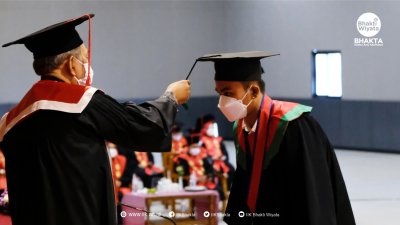 IIK Bhakta Gelar Wisuda Luring dan Daring dengan Protokol Kesehatan Ketat