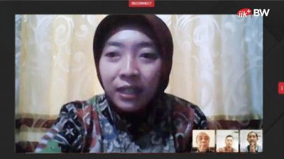 Sementara itu Mida Purwaningtyas.,M.Farm.Klin berpesan pentingnya keamanan, ketepatan pemberian obat, dan efikasi sehingga pasien dapat disembuhkan.