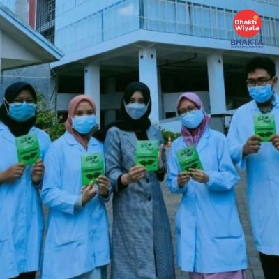 Mahasiswa IIK BHAKTA Ciptakan Masker dari Daun Sirih Hijau
