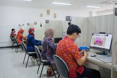 Rangkaian BKGN Tahun 2021 di IIK Bhakta diisi dengan Talkshow dan Seminar membahas kesehatan gigi dan mulut.
