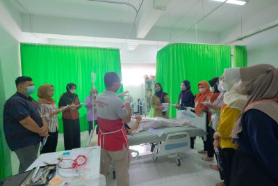 Beberapa materi diantaranya sistem penanggulangan gawat darurat terpadu, triage, initial assessment, Basic Life Support