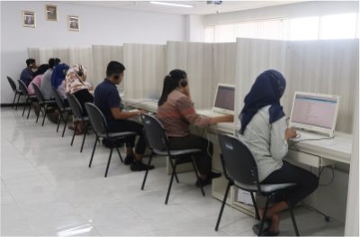 Ratusan Mahasiswa IIK BW Ikuti Tes TOEIC